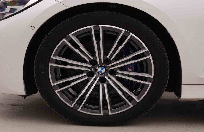 BMW_BMW_3_2550109_22.jpg BMW_BMW_3_2550109_22.jpg