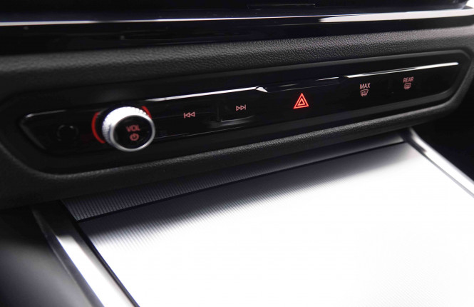 BMW_BMW_3_2550135_17.jpg BMW_BMW_3_2550135_17.jpg