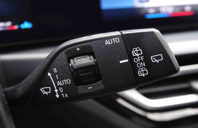 BMW_BMW_3_2550135_21.jpg BMW_BMW_3_2550135_21.jpg