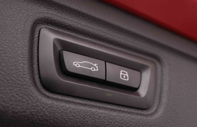 BMW_BMW_3_2550135_6.jpg BMW_BMW_3_2550135_6.jpg