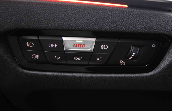 BMW_BMW_3_2550266_10.jpg