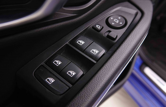 BMW_BMW_3_2550266_25.jpg