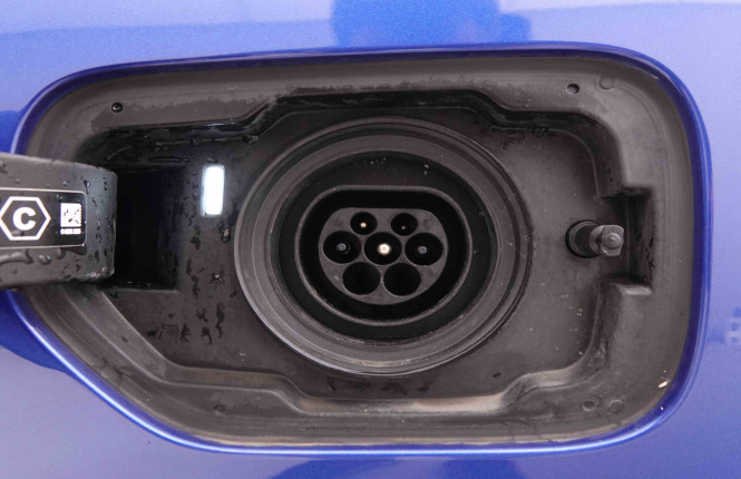 BMW_BMW_3_2550266_26.jpg