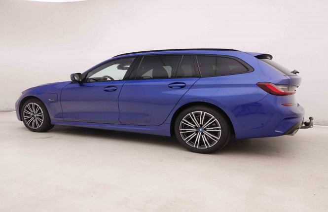 BMW_BMW_3_2550266_32.jpg