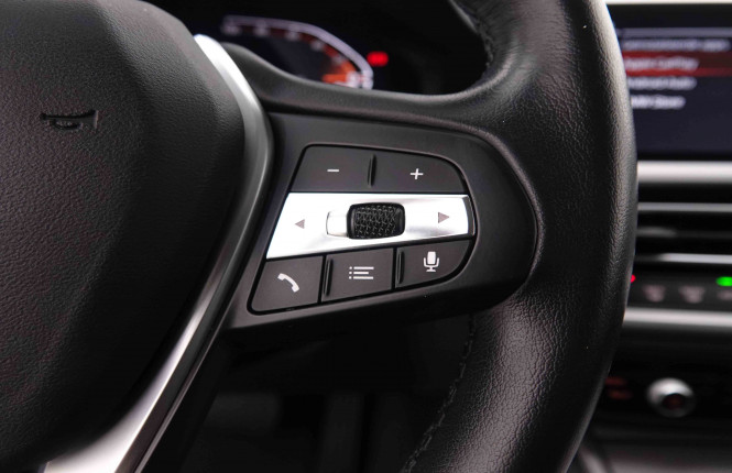 BMW_BMW_3_2550681_20.jpg