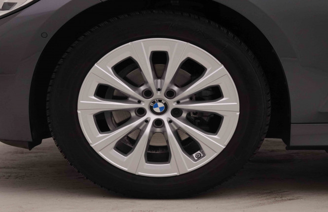 BMW_BMW_3_2550681_22.jpg
