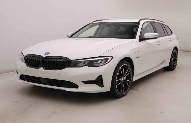 BMW_BMW_3_2550882_25.jpg BMW_BMW_3_2550882_25.jpg