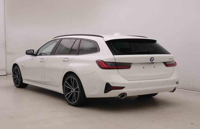 BMW_BMW_3_2550882_28.jpg BMW_BMW_3_2550882_28.jpg