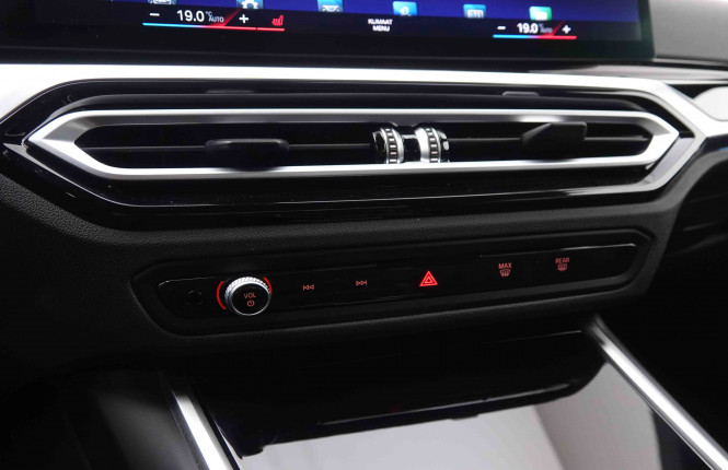 BMW_BMW_3_2550902_15.jpg