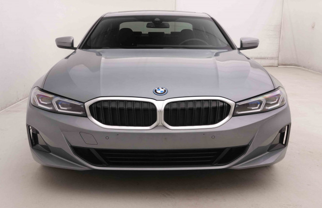 BMW_BMW_3_2550902_26.jpg