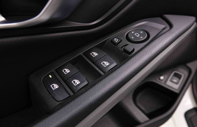 BMW_BMW_3_2551224_22.jpg BMW_BMW_3_2551224_22.jpg