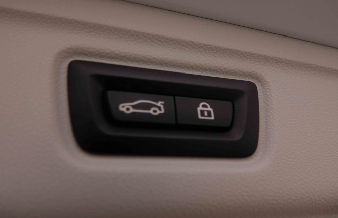 BMW_BMW_3_2551224_6.jpg BMW_BMW_3_2551224_6.jpg