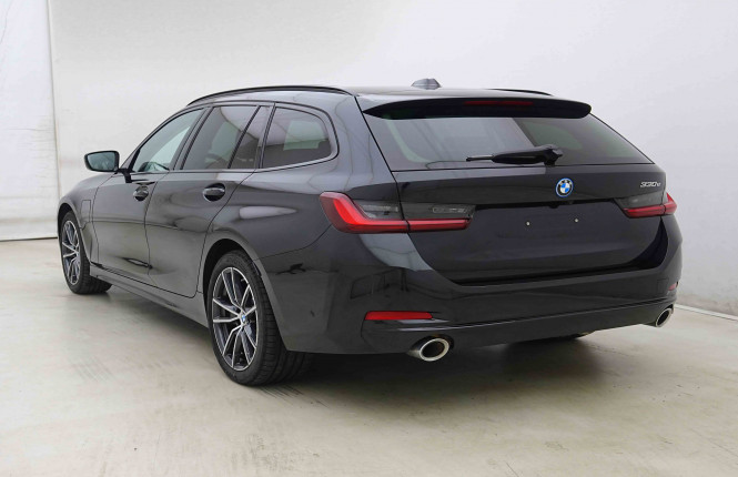 BMW_BMW_3_2654938_30.jpg