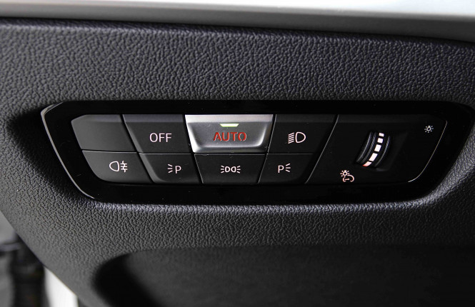 BMW_BMW_3_2655045_21.jpg