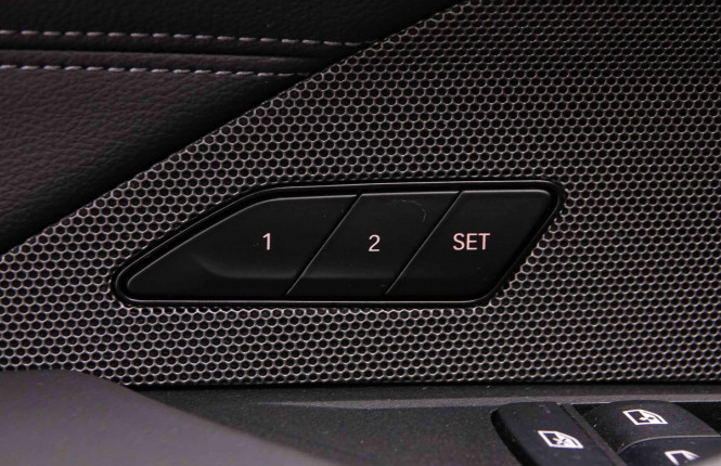 BMW_BMW_4_2653023_23.jpg