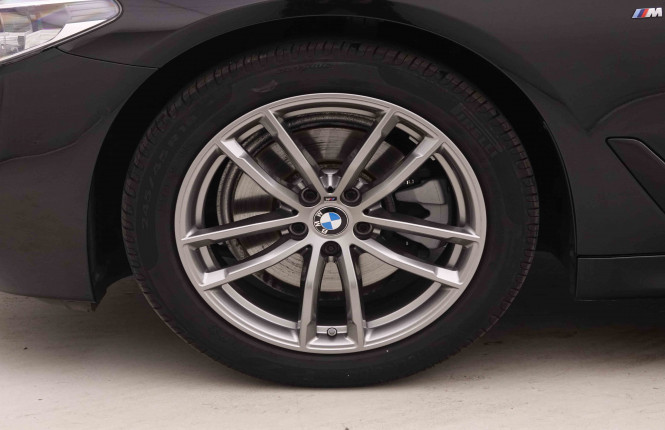 BMW_BMW_5_2550126_23.jpg BMW_BMW_5_2550126_23.jpg