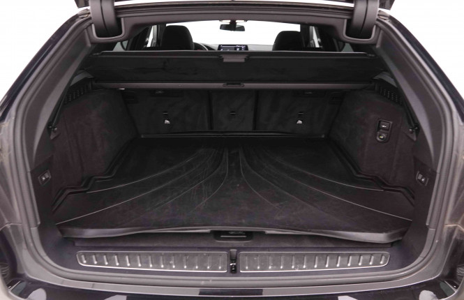 BMW_BMW_5_2550126_5.jpg BMW_BMW_5_2550126_5.jpg