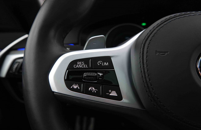 BMW_BMW_5_2550293_22.jpg