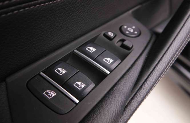 BMW_BMW_5_2550293_25.jpg