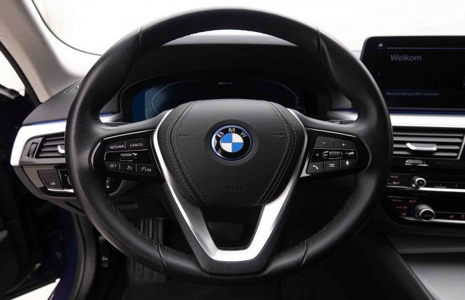 BMW_BMW_5_2550300_10.jpg BMW_BMW_5_2550300_10.jpg