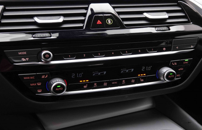 BMW_BMW_5_2550300_16.jpg BMW_BMW_5_2550300_16.jpg