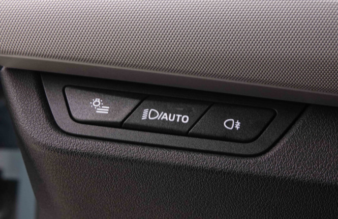 BMW_BMW_X1_2550922_9.jpg BMW_BMW_X1_2550922_9.jpg