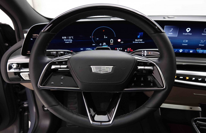 CADILLAC_CADILLAC_LYRIC_2653047_10.jpg
