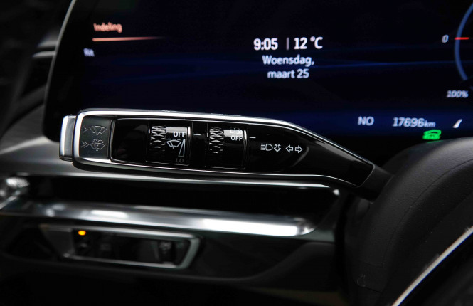 CADILLAC_CADILLAC_LYRIC_2653047_19.jpg