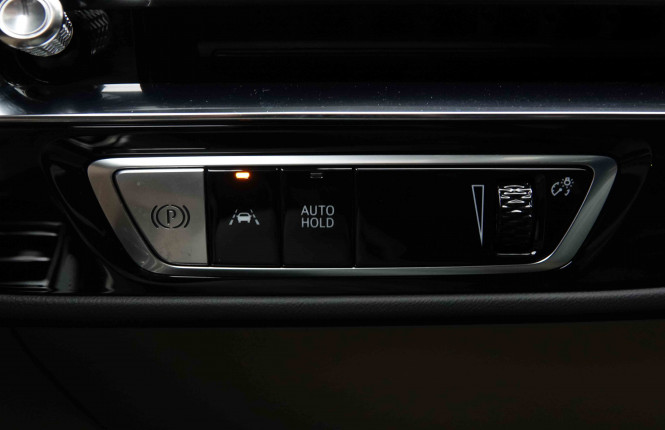 CADILLAC_CADILLAC_LYRIC_2653047_23.jpg
