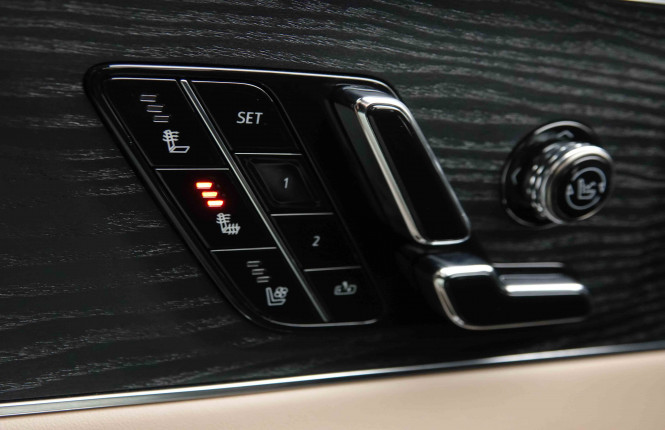 CADILLAC_CADILLAC_LYRIC_2653047_24.jpg