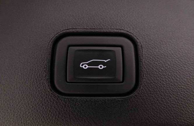 CADILLAC_CADILLAC_LYRIC_2653047_6.jpg