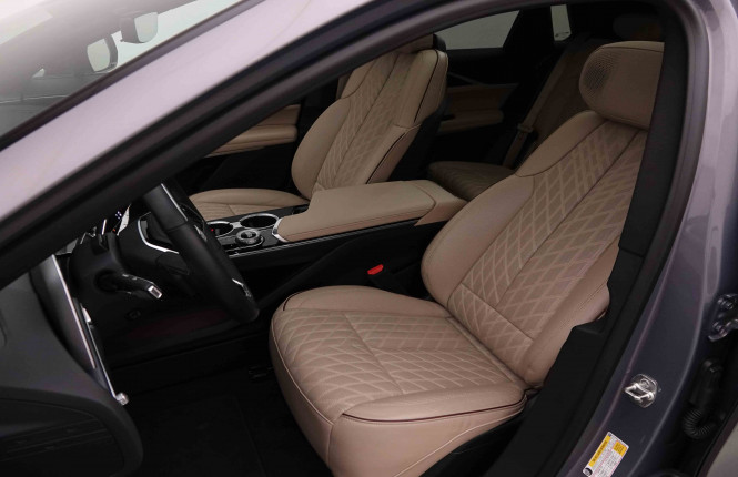 CADILLAC_CADILLAC_LYRIC_2653047_7.jpg