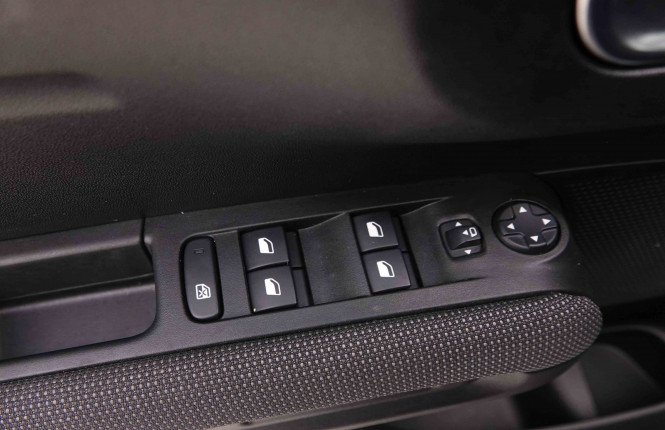 CITROEN_CITROEN_C3AIRCROSS_2551251_17.jpg CITROEN_CITROEN_C3AIRCROSS_2551251_17.jpg