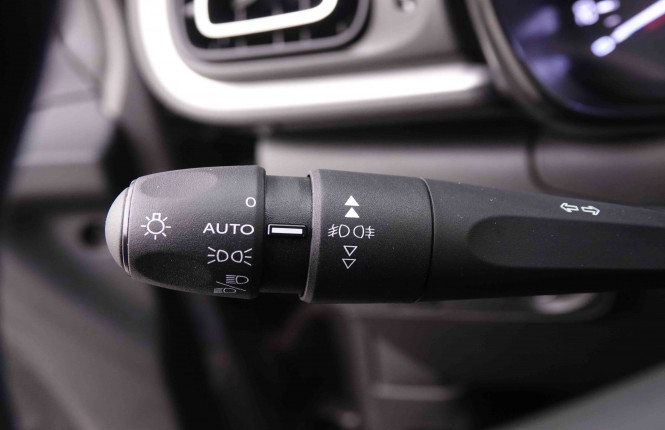 CITROEN_CITROEN_C3_2550399_13.jpg CITROEN_CITROEN_C3_2550399_13.jpg