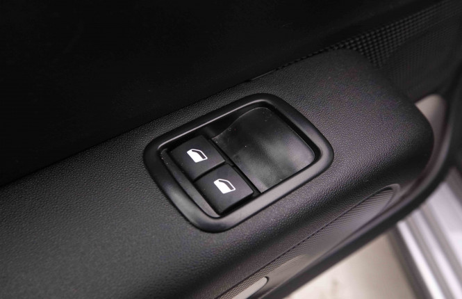 CITROEN_CITROEN_C3_2551360_18.jpg CITROEN_CITROEN_C3_2551360_18.jpg