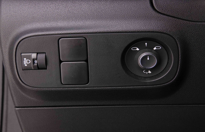 CITROEN_CITROEN_C3_2551369_8.jpg CITROEN_CITROEN_C3_2551369_8.jpg