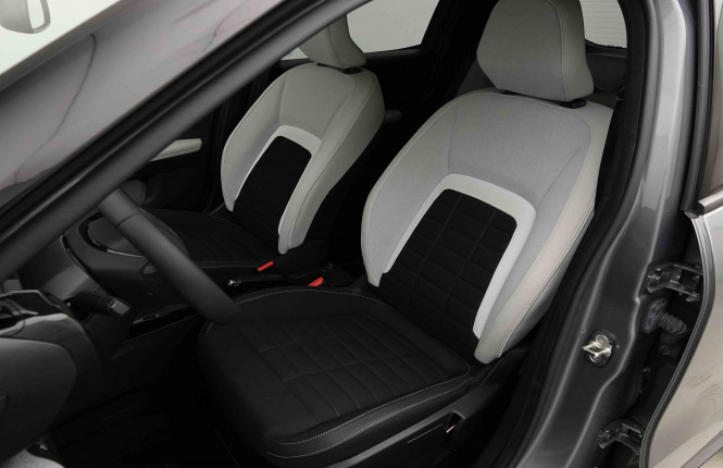 CITROEN_CITROEN_C3_2654473_6.jpg CITROEN_CITROEN_C3_2654473_6.jpg