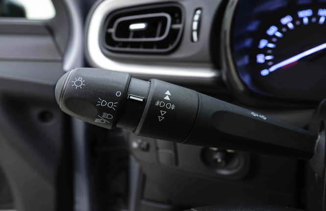 CITROEN_CITROEN_C3_2654562_14.jpg CITROEN_CITROEN_C3_2654562_14.jpg