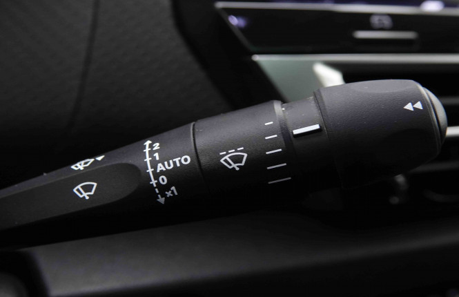 CITROEN_CITROEN_C4 X_2550576_18.jpg CITROEN_CITROEN_C4 X_2550576_18.jpg