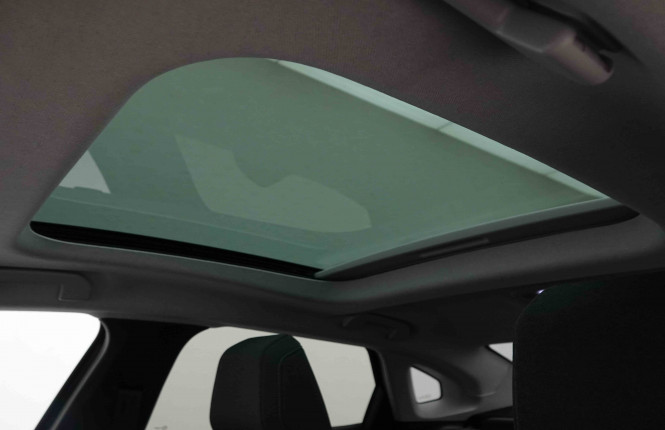 CITROEN_CITROEN_C4 X_2550576_8.jpg CITROEN_CITROEN_C4 X_2550576_8.jpg