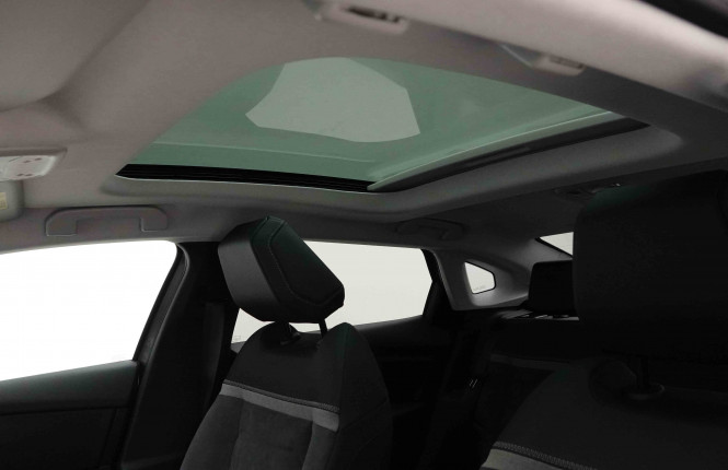 CITROEN_CITROEN_C4 X_2652110_9.jpg CITROEN_CITROEN_C4 X_2652110_9.jpg