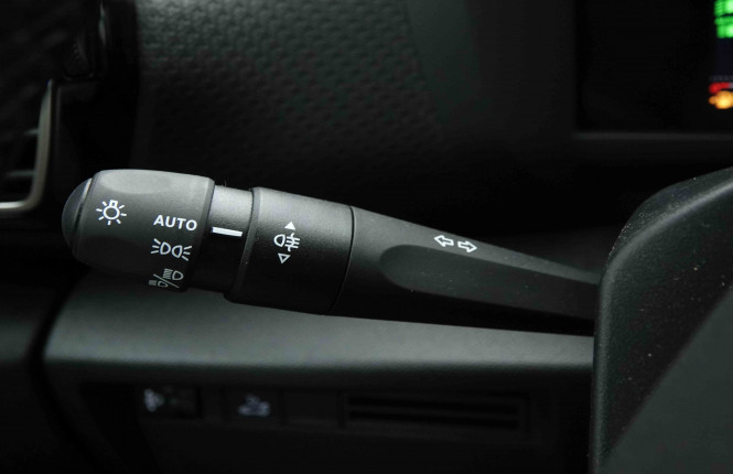 CITROEN_CITROEN_C4 X_2652704_15.jpg