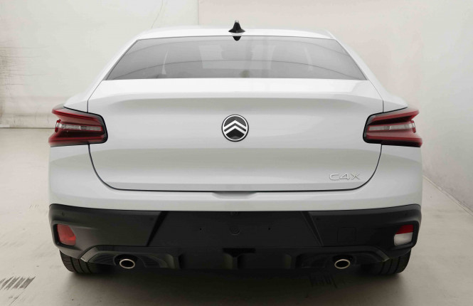 CITROEN_CITROEN_C4 X_2653784_28.jpg CITROEN_CITROEN_C4 X_2653784_28.jpg