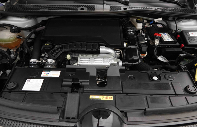 CITROEN_CITROEN_C4 X_2653786_18.jpg CITROEN_CITROEN_C4 X_2653786_18.jpg