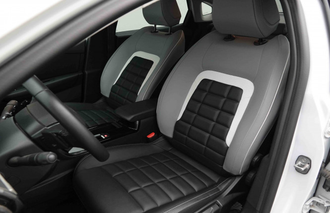 CITROEN_CITROEN_C4 X_2653786_6.jpg CITROEN_CITROEN_C4 X_2653786_6.jpg