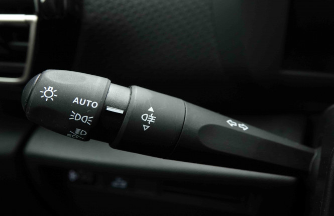 CITROEN_CITROEN_C4 X_2653789_15.jpg
