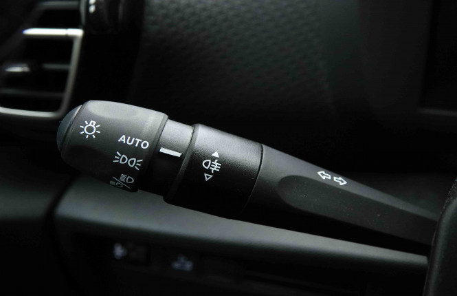 CITROEN_CITROEN_C4 X_2654287_15.jpg