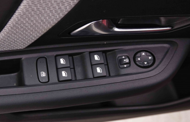 CITROEN_CITROEN_C4_2547349_19.jpg