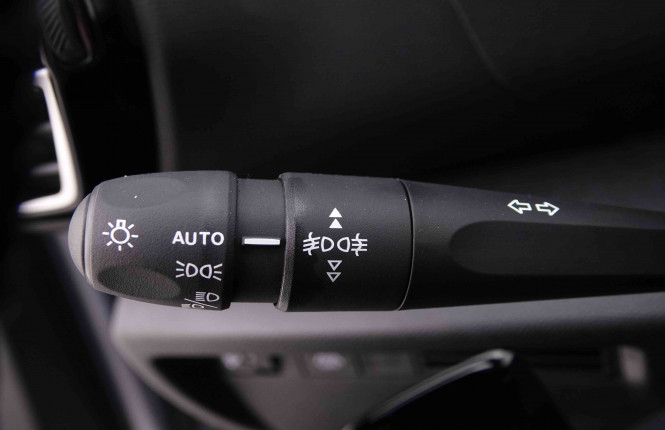 CITROEN_CITROEN_C4_2547350_16.jpg