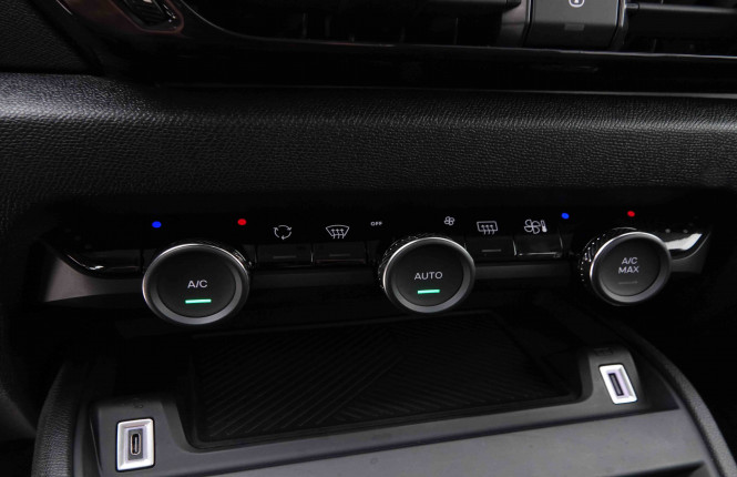 CITROEN_CITROEN_C4_2547578_12.jpg